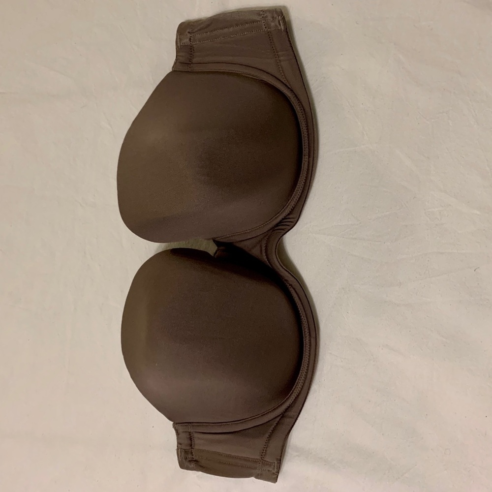 Strapless bra